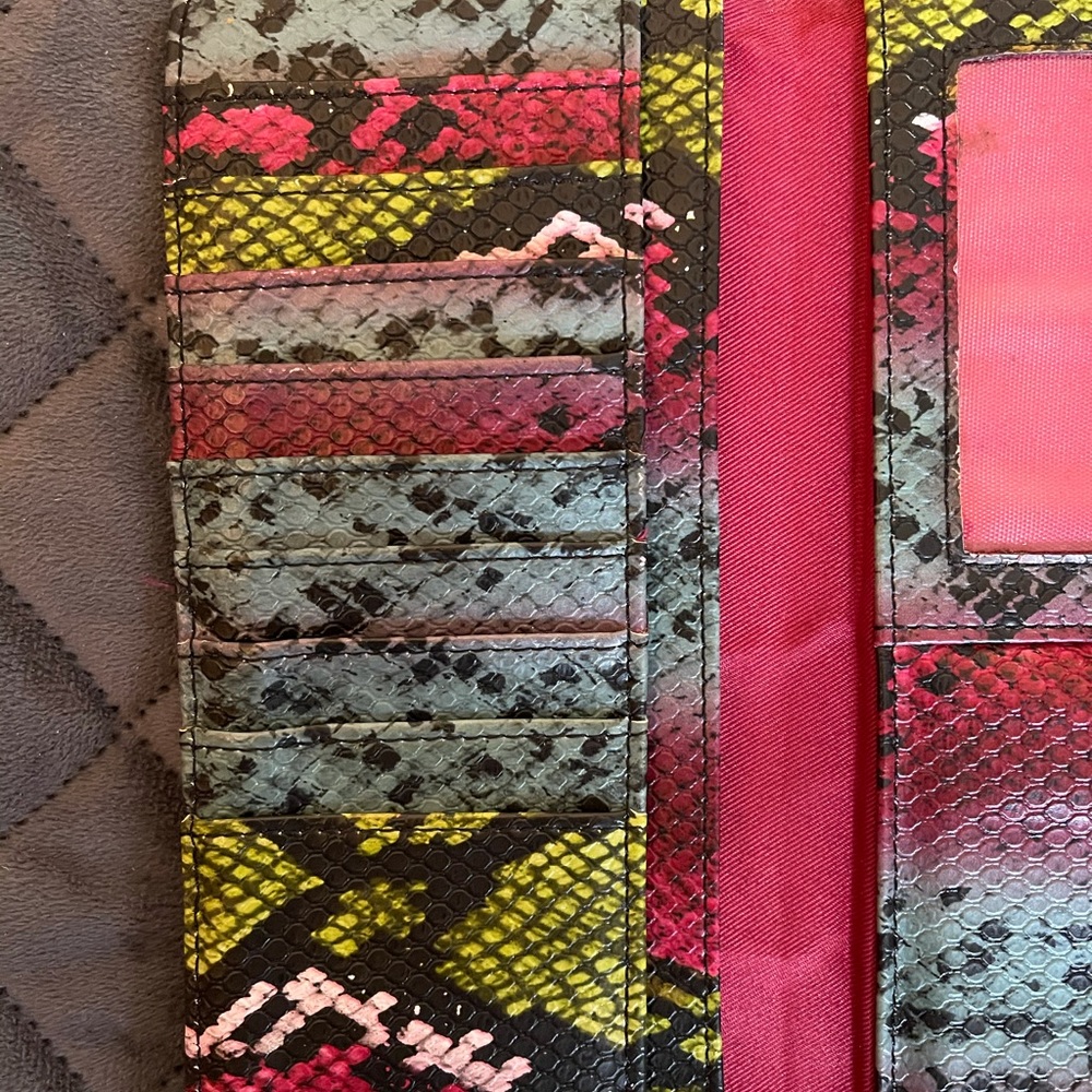 Wallet - Picture 10 of 14